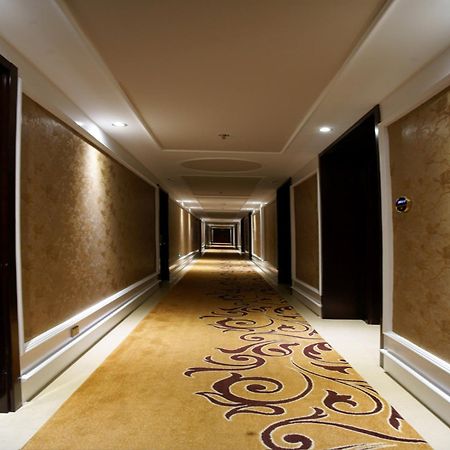 Zhuhai Liuhe Holiday Hotel ภายนอก รูปภาพ