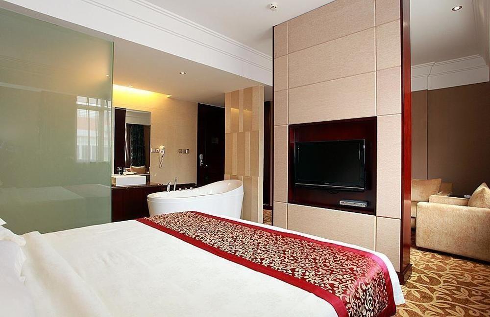 Zhuhai Liuhe Holiday Hotel ภายนอก รูปภาพ